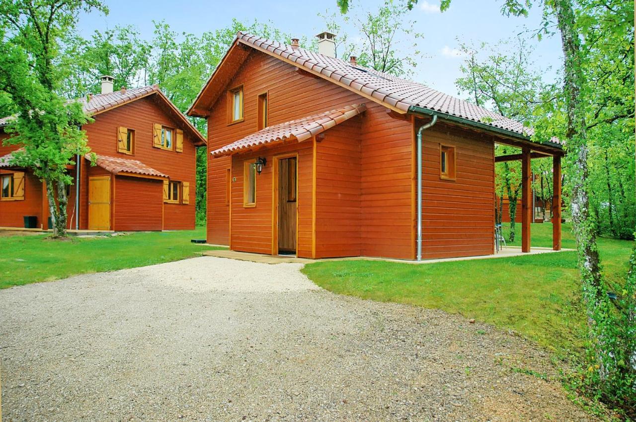 Maison De 2 Chambres Avec Vue Sur Le Lac Piscine Partagee Et Jardin Amenage A Lachapelle Auzac Exterior foto